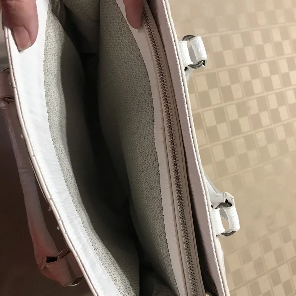 White Beige Large Rigid Handbag Purse‎ 13.5 X 11.5